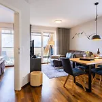 Der Sonnberg Alpinlodges - Apartments Mit Seeblick, Privater Sauna Und Self Check-In